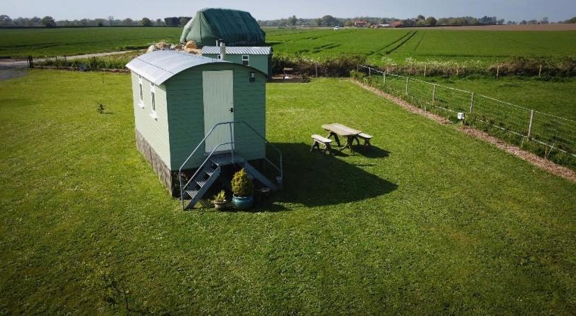 Maple Hut Four Acre Farm * Aylsham